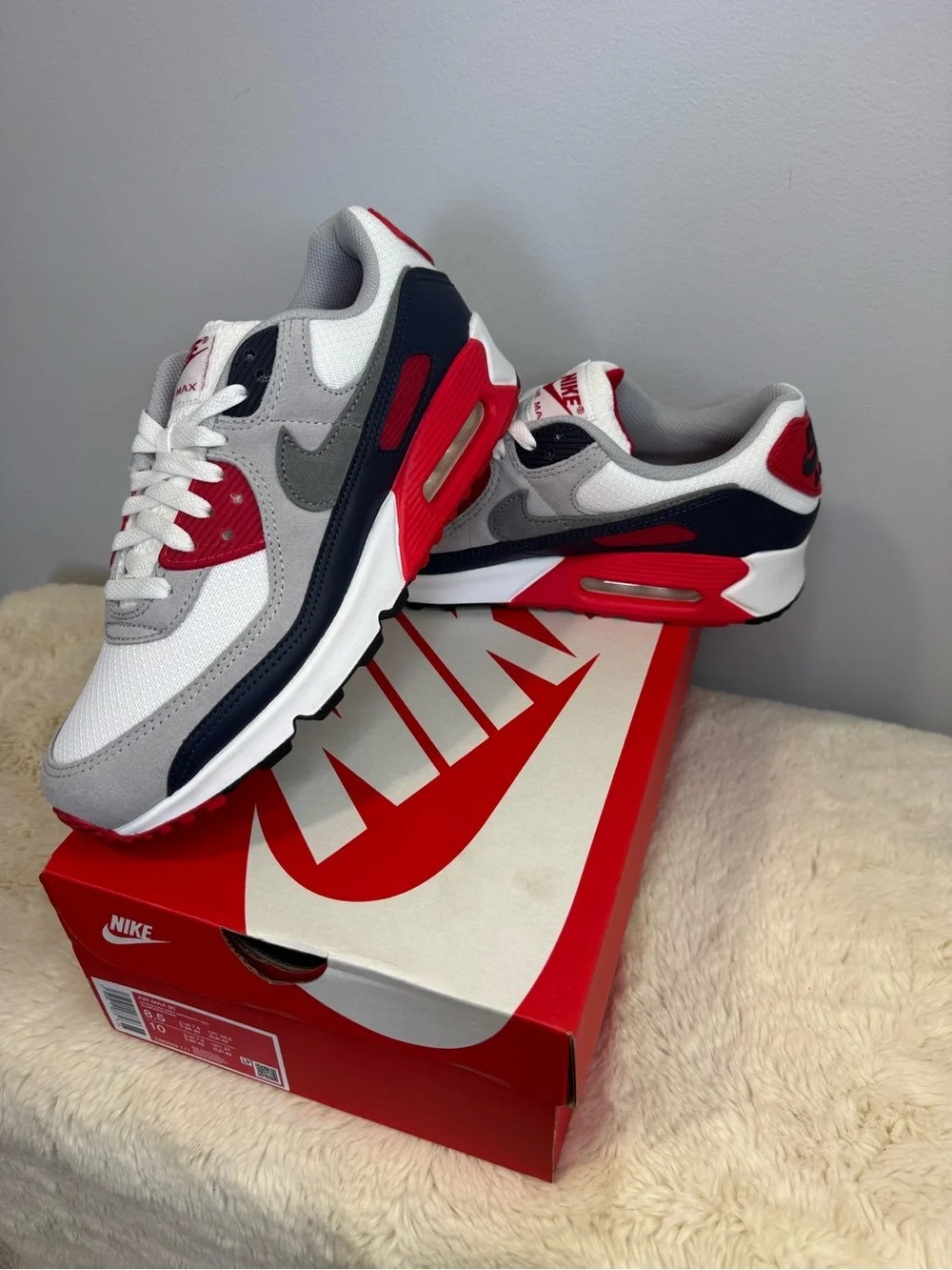 Nike Men’s Air Max 90 Sneakers - White/Grey/Red/Navy